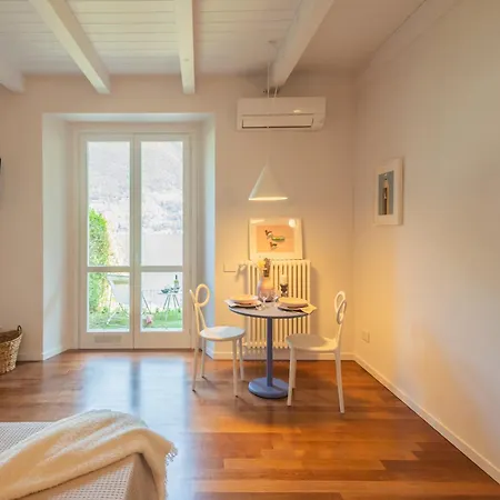 Oc By Rent Apartament Laglio